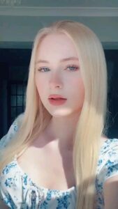 video cewek sma cina nyanyi bahasa campur dan bikin merinding viral